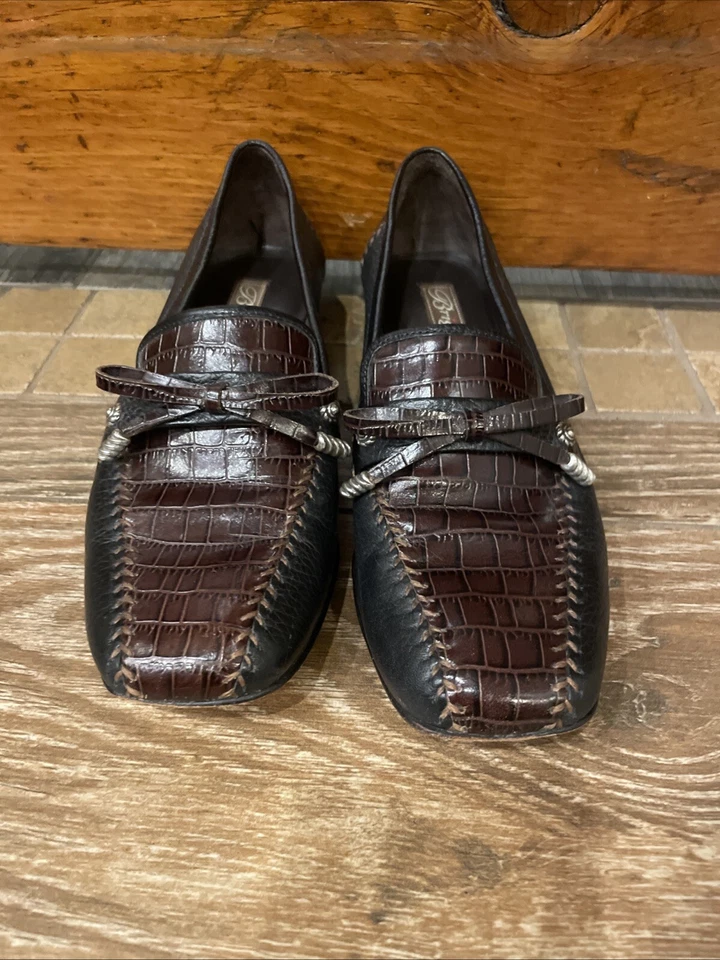 Mocasín de cuero cocodrilo en relieve Brighton Kent para mujer 7,5 sin cordones hecho en Brasil Foto 2 de 4