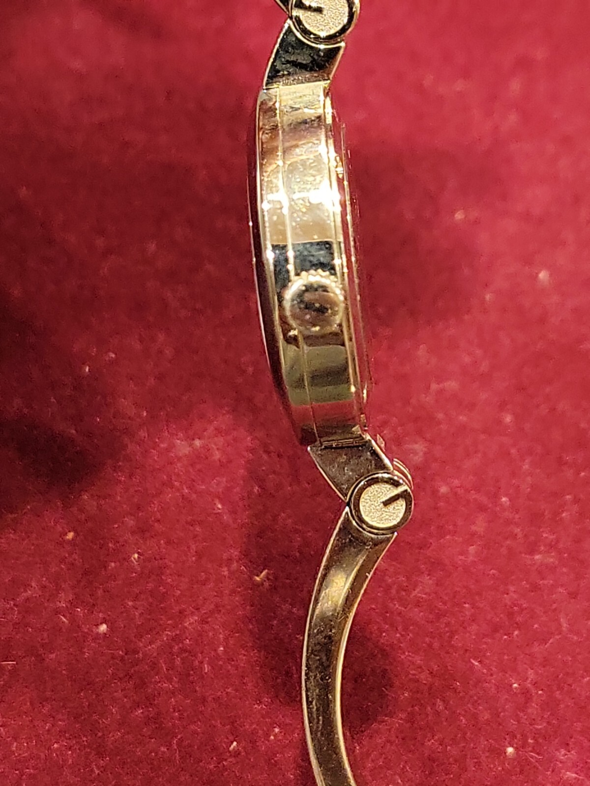 Gucci Silver 105 Monogram Pattern White Dial Quar… - image 9