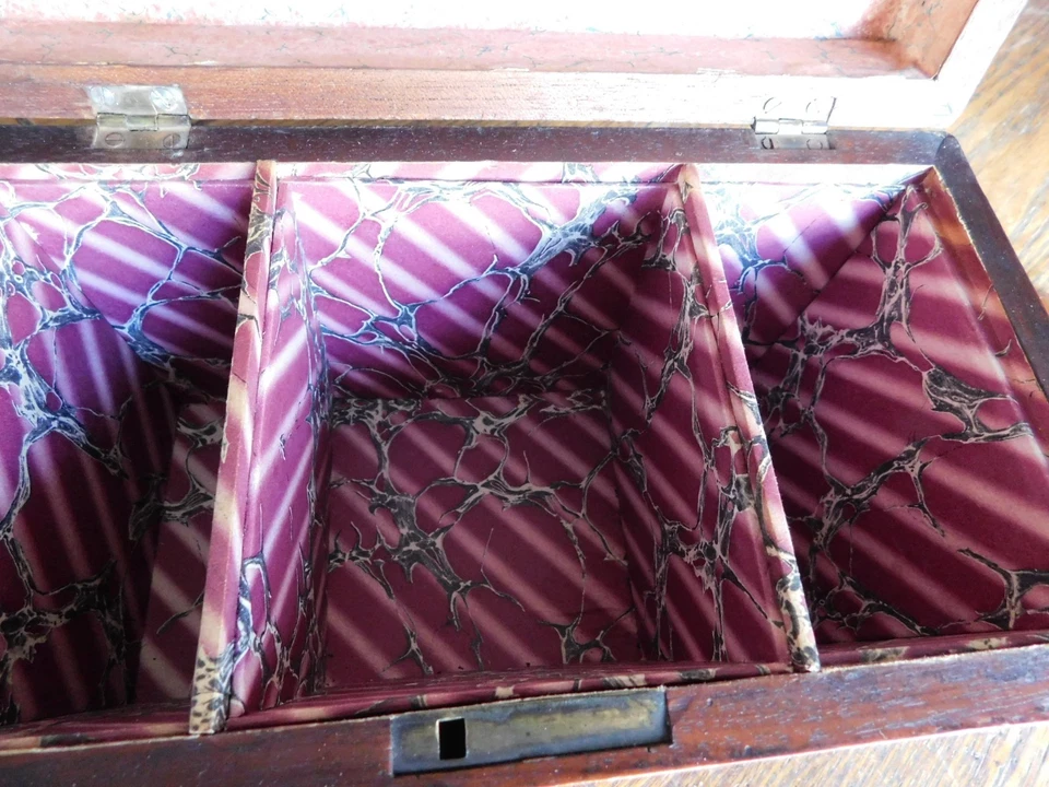 Antiguo carrito de té inglés Hepplewhite caoba-papel pintado antiguo-llave Org c. 1790 Foto 3 de 4