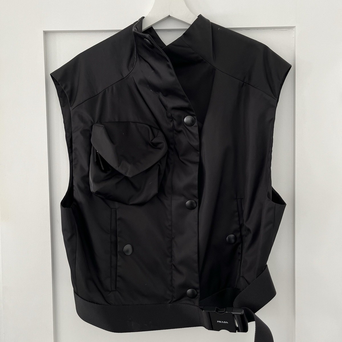 SS21 Prada Re-Nylon Gabardine Hooded Blouson Jacket SZ 42 | eBay SS21 Prada Re-Nylon Gabardine Hooded Blouson Jacket SZ 42 | eBay