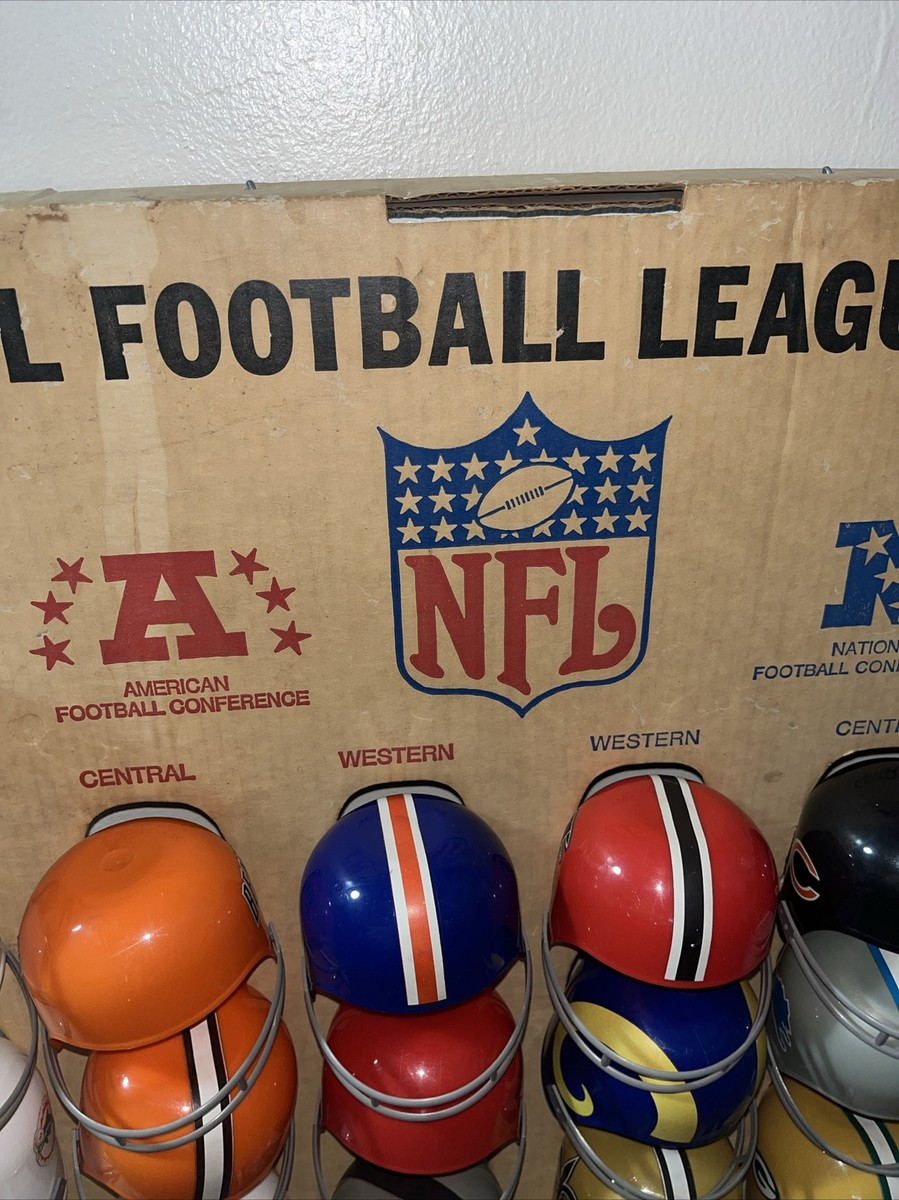 1975 Laich NFL Helmet Display Dairy Queen Laich Complete Set of 26