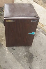 Mini fridge Absocold, black, used, 20"x16"x16"