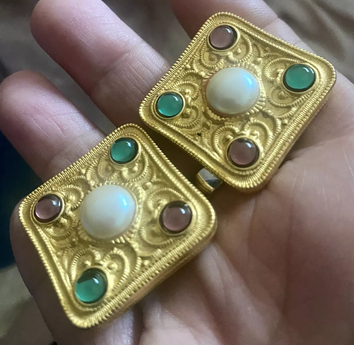 Ben 2024 amun earrings