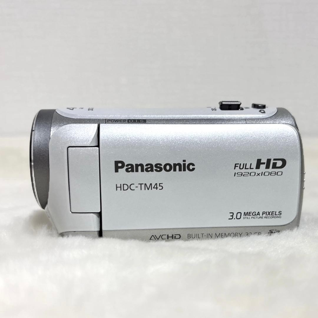 Panasonic　HDC-TM45 Panasonic Full HD HDC-TM45 3.0 Mega Pixels Digital Video Camcorder