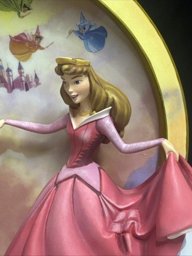 Disney Enchanted Princess Plate Bradford “Dancing in the Clouds” Sleeping B 3D - Picture 2 of 9