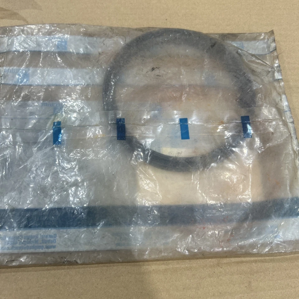 Engine Crankshaft Seal-VIN: F, Eng Code: L65 GM Parts 23503969 NOS - Image 2 of 3