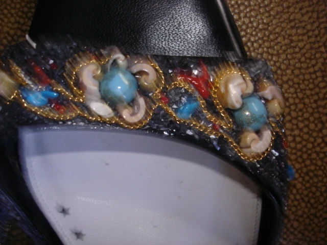 Hollywould 8 1/2 B black 2 1/4 inch sandals seashells++ - Image 4 of 4