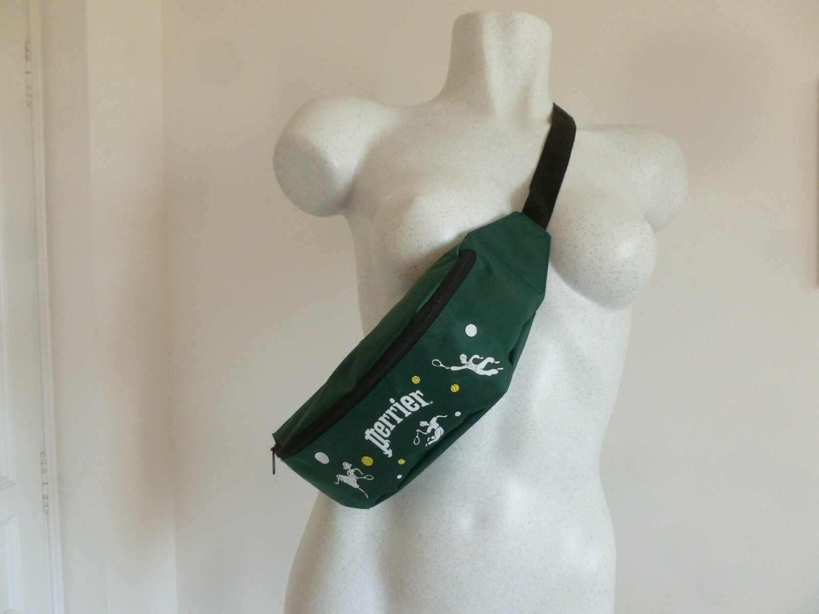 Sac pochette Perrier vert toile déperlante sacoche bandoulière travers