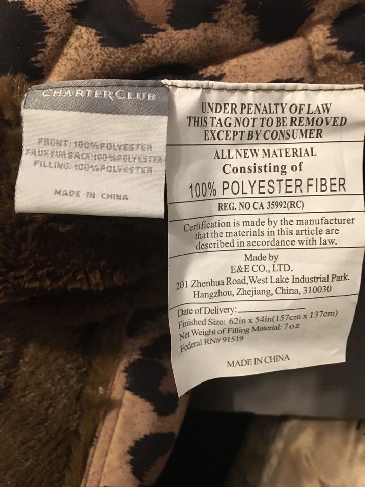 Manta BodyWrap 3 en 1 Charter Club. Color: IMPRESIÓN LEOPARDO - Nuevo - Sin Caja S25 Foto 4 de 4