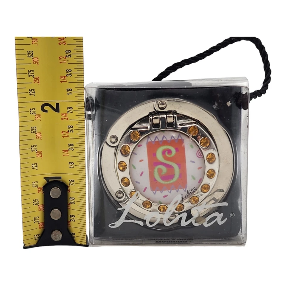 Lolita Portátil Love My Monedero Gancho Bolso Soporte Colgador Inicial S  Foto 3 de 3