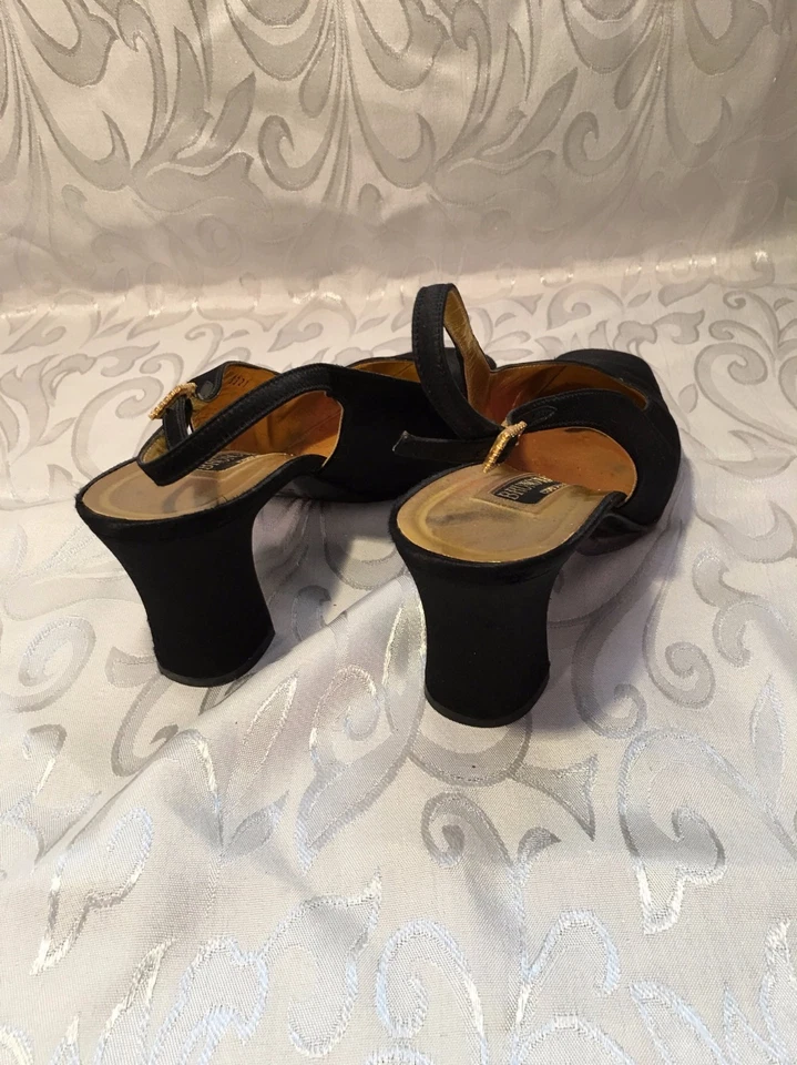 Zapatos de salón vintage negros satinados BRUNO MAGLI COUTURE con estrás TALLA 9 Foto 4 de 4