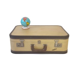 vintage 1940s luggage