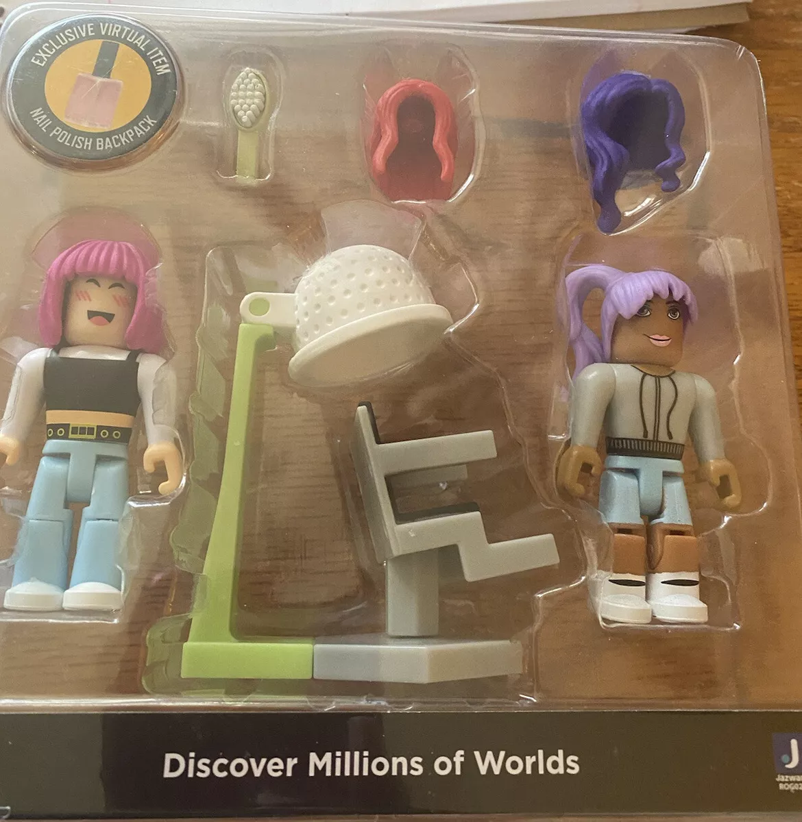 ROBLOX Action Figure BROOKHAVEN HAIR & NAILS Polish Playset Virtual Item  Code