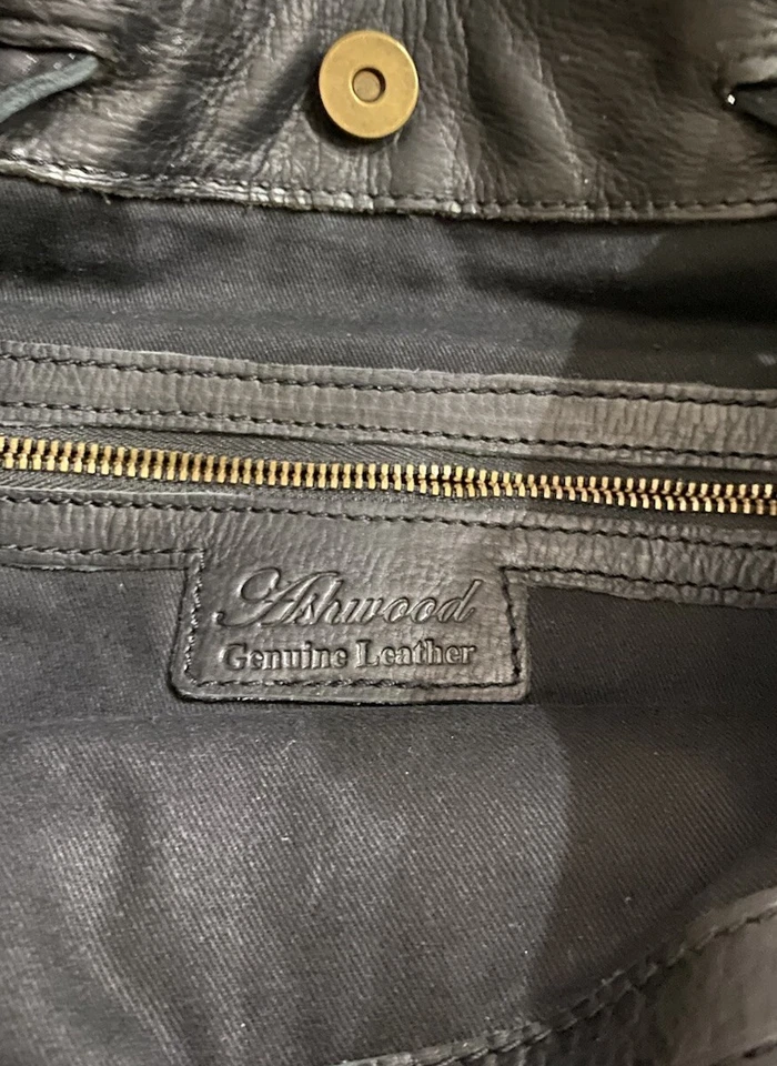 Bolso de hombro vintage de madera de fresno de cuero tejido negro con asas Foto 2 de 4