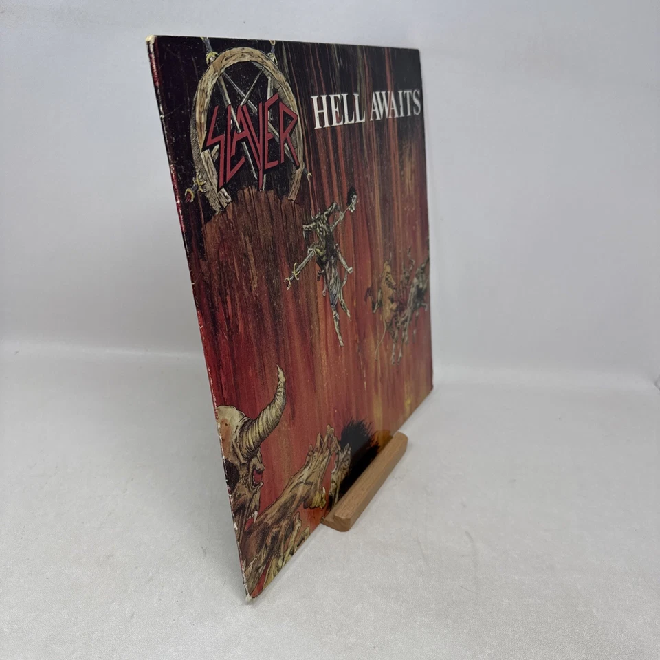 Slayer – Hell Awaits LP 1985 Metal Blade - MX8020 - Hauppauge 1st Pressing - Image 2 of 4