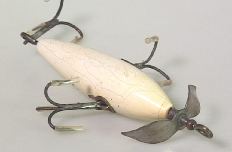 Tariff free/Heddon Wood 400 Killer (White) - 1905 Model Bass Fishing Lure - Image 6