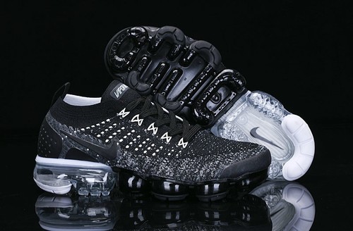 Nike Air VaporMax Flyknit 2 black/white men's shoes US SIZE 8-11