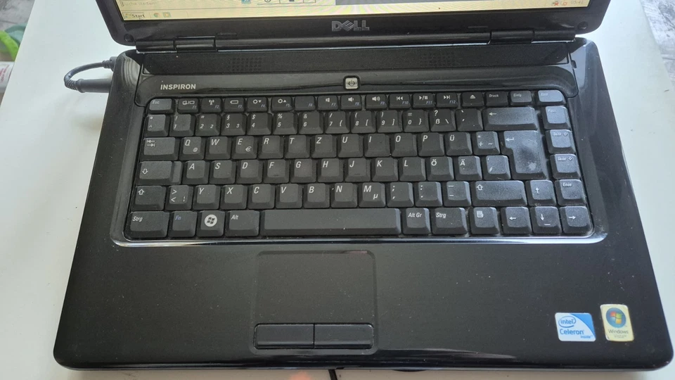 Dell Inspiron 1545 – Laptop –Notebook – Ersatzteile oder Bastler / Teile kompl. - Bild 3 von 4