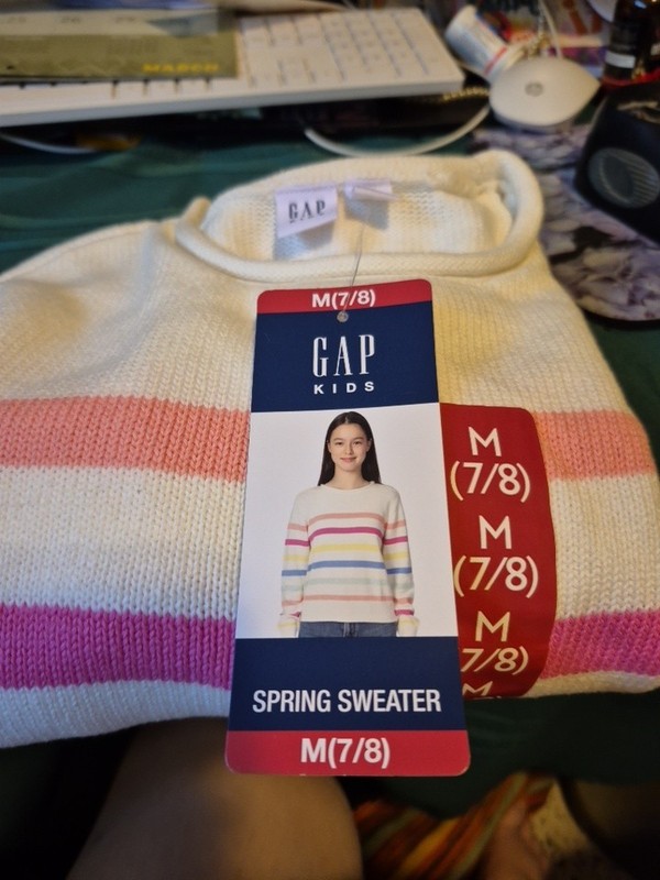 Gap Girls Colorful Stripe Spring Sweater Size Med. 7/8 BRAND NEW