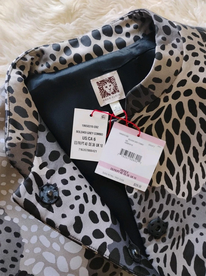 Abrigo Jacquard Artistic ANNE KLEIN Talla 6 Nuevo con Etiquetas "Combo Gris Bolshoi" Estampado Precio de venta sugerido por el fabricante $229! Foto 2 de 4