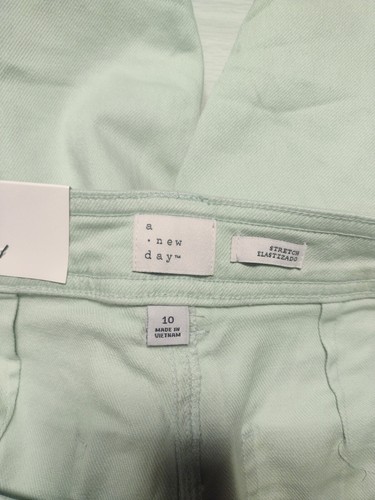 NWT A New Day Mint Green High Rise Crop Pants stretch Size 10R - Picture 4 of 8