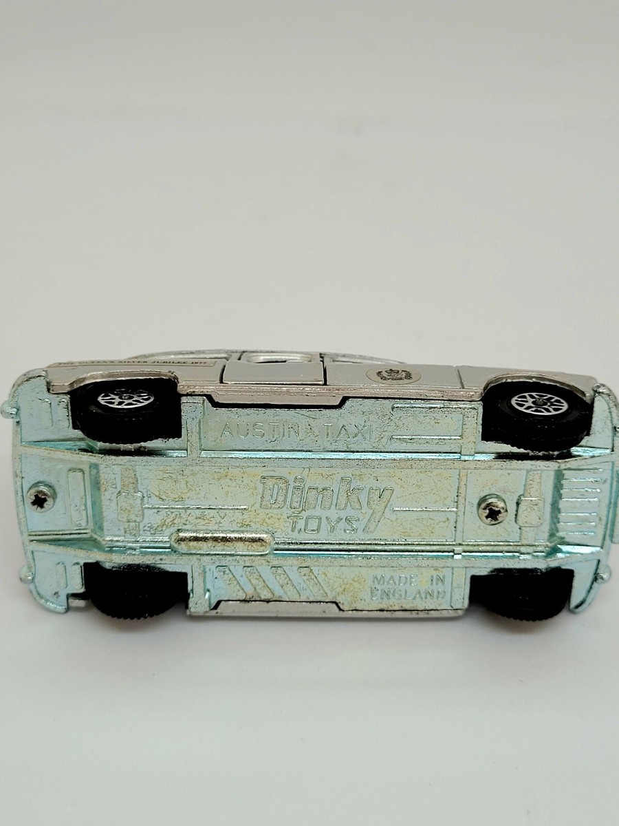 70s ENGLAND製　Dinky TOYS AUSTIN TAXI Vintage Dinky Toys 284 London Taxi Austin FX4 Black Cab Car In