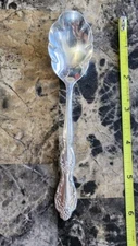 👌MID CENTURY c1964 BEVERLY MANOR SILVERPLATED SUGAR SPOON 🍚