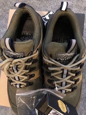 Nordic Low Top Hiking Boots New In Box J Crew Weather  display picture 1