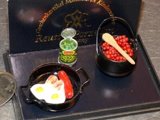 Dollhouse Miniature Food Campsite Cooking Set by Reutter 1:12 E24 Dollys Gallery