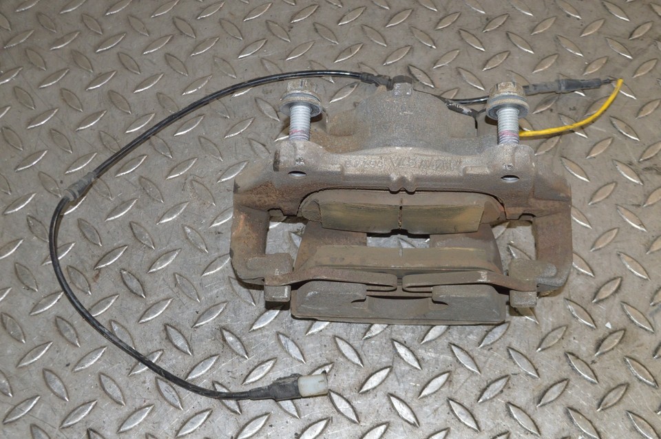 JAGUAR FPACE X761 2.0 D 2017 RHD Front Left Near Side Brake Caliper