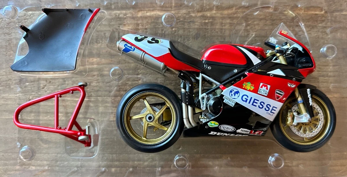 Miniature Ducati Desmosedici Bayliss – MotoGP Valencia 2006 – Minichamps 1/12
