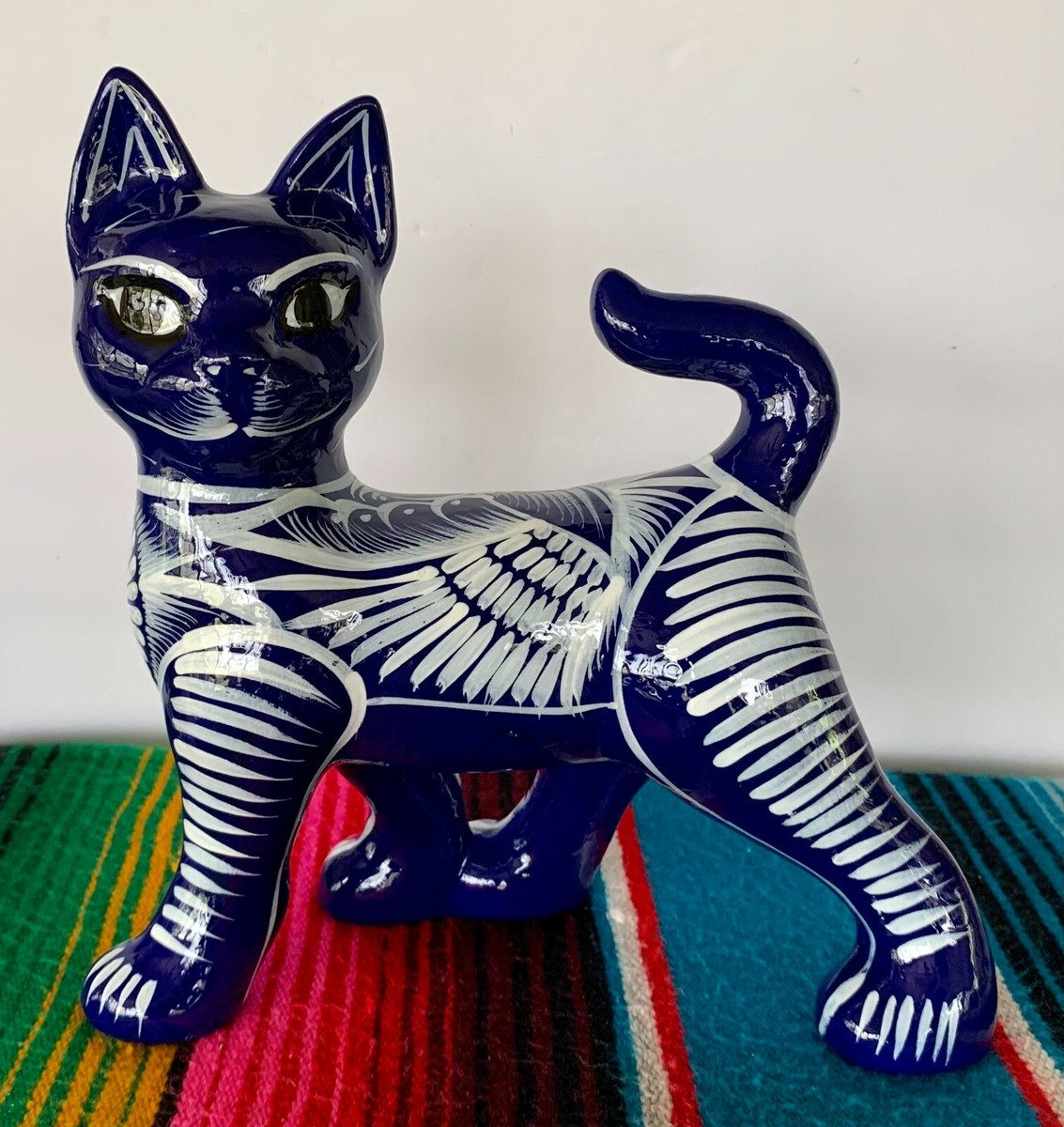 MEXICAN TALAVERA Cat POTTERY FLOWER CERAMIC Kitty BANK HAND
