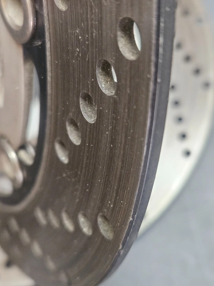 disques de frein avant Suzuki 900 RF - Photo 3/4