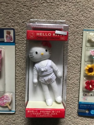 sanrio hello kitty dress-up collection
