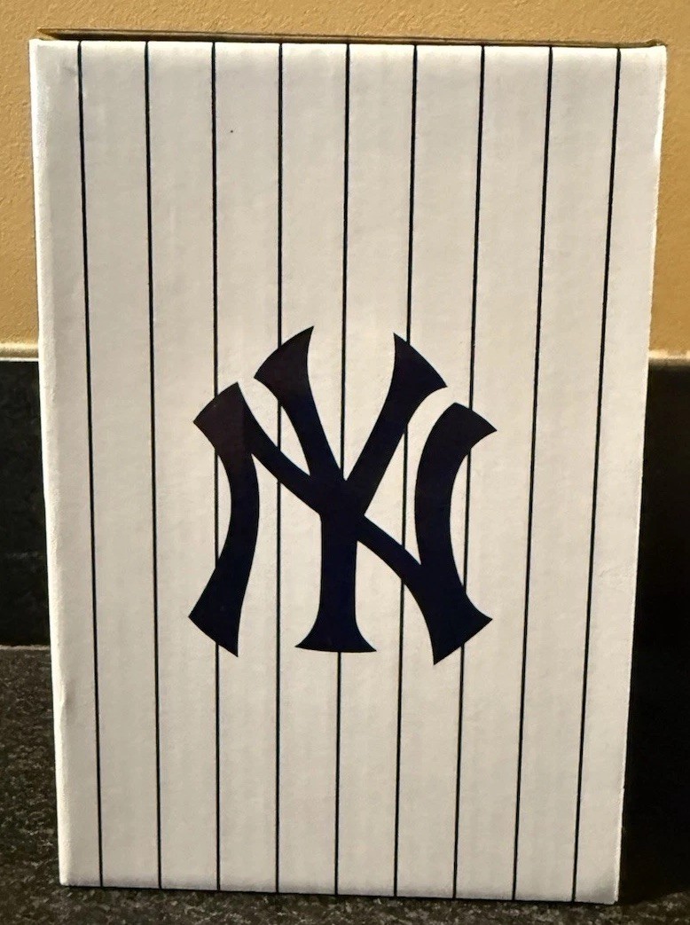 New York Yankees Billy Joel Piano Man SGA Bobblehead 7/11/25 IN