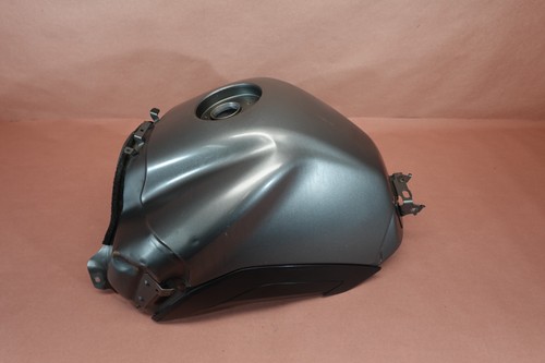 2011 11-13 Yamaha FZ800 FZ8 OEM Gas Tank Fuel Cell Petrol Reservoir