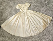 Vintage 1950s Wedding Dress Satin Champagne Cream Estate Find. S / M