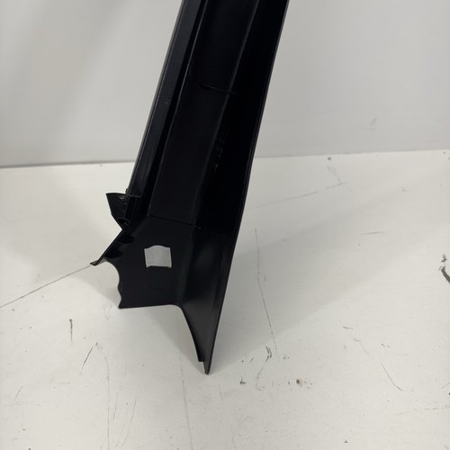OEM 2012 - 2018 AUDI A6 S6 FRONT LEFT DRIVER SIDE DOOR WINDOW FRAME TRIM PANEL - Picture 8 of 10