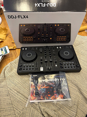 Pioneer DJ DDJ-FLX4 2-Deck/2-Kanal DJ-Controller, Beat FX, 16 Pads, USB-C