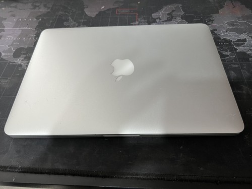 Apple Macbook Pro 13in Retina with Logic Pro & Final Cut ProX`q - Picture 6 of 8
