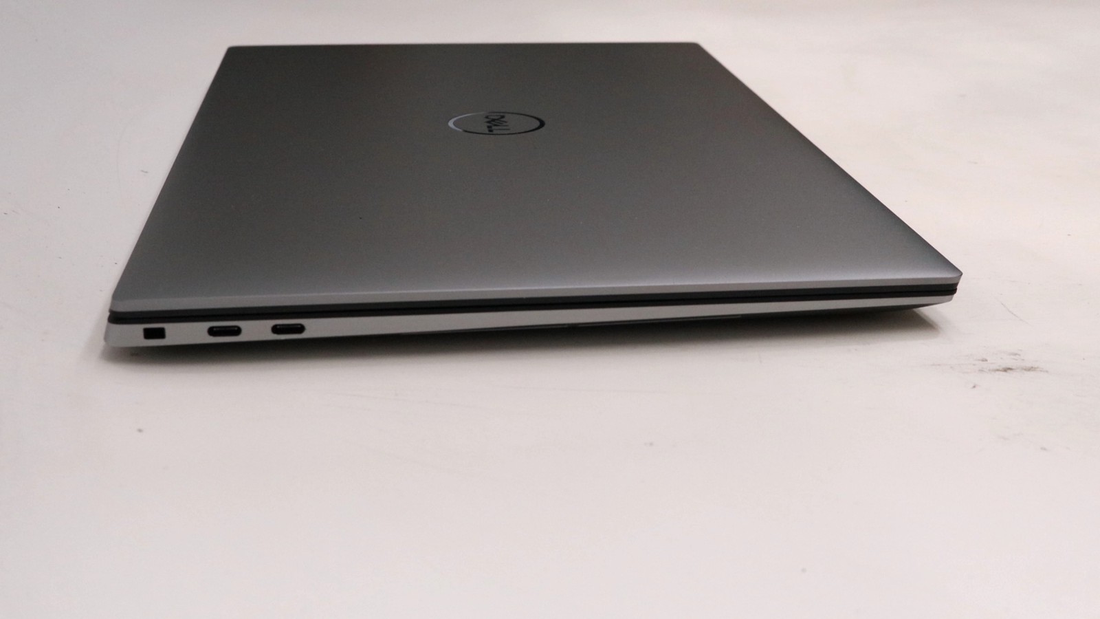 Dell Precision 5560, 15-Inch Laptop, with 11TH GEN INTEL(R) CORE(TM) I7-11800H @ 2.30GHZ, 512GB NVMe, Windows 10 Pro