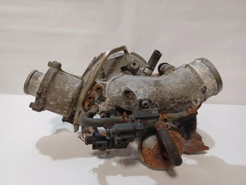 Турбонагнетатель/нагнетатель 2,0 л подходит для 09–12 AUDI A4 1764216 - Изображение 2 из 4