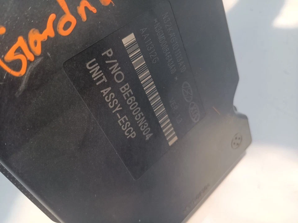 Bomba ABS con crucero adaptativo para Kia Cadenza 2014 2015 2016 Foto 4 de 4