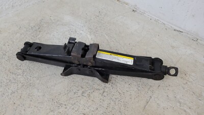 2005-2011 DODGE DAKOTA OEM EMERGENCY SPARE TIRE SCISSOR JACK 52110391AB