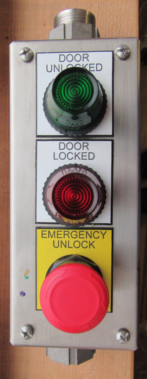 New Hoffman E-3PBSS Stainless 3 Position Push Button Enclosure Door Unlock Lock