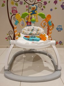 fisher price giraffe jumperoo