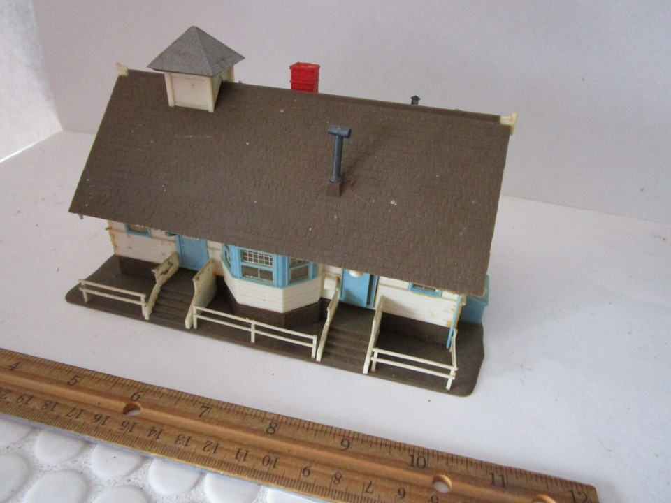Vintage Built HO 1/87 Scale School Building For Train Layout eBay