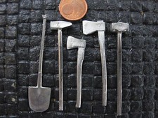 Werkzeug Set Schaufel Axt Hammer WWII Wehmacht RC Panzer LKW Diorama Deko 1/16