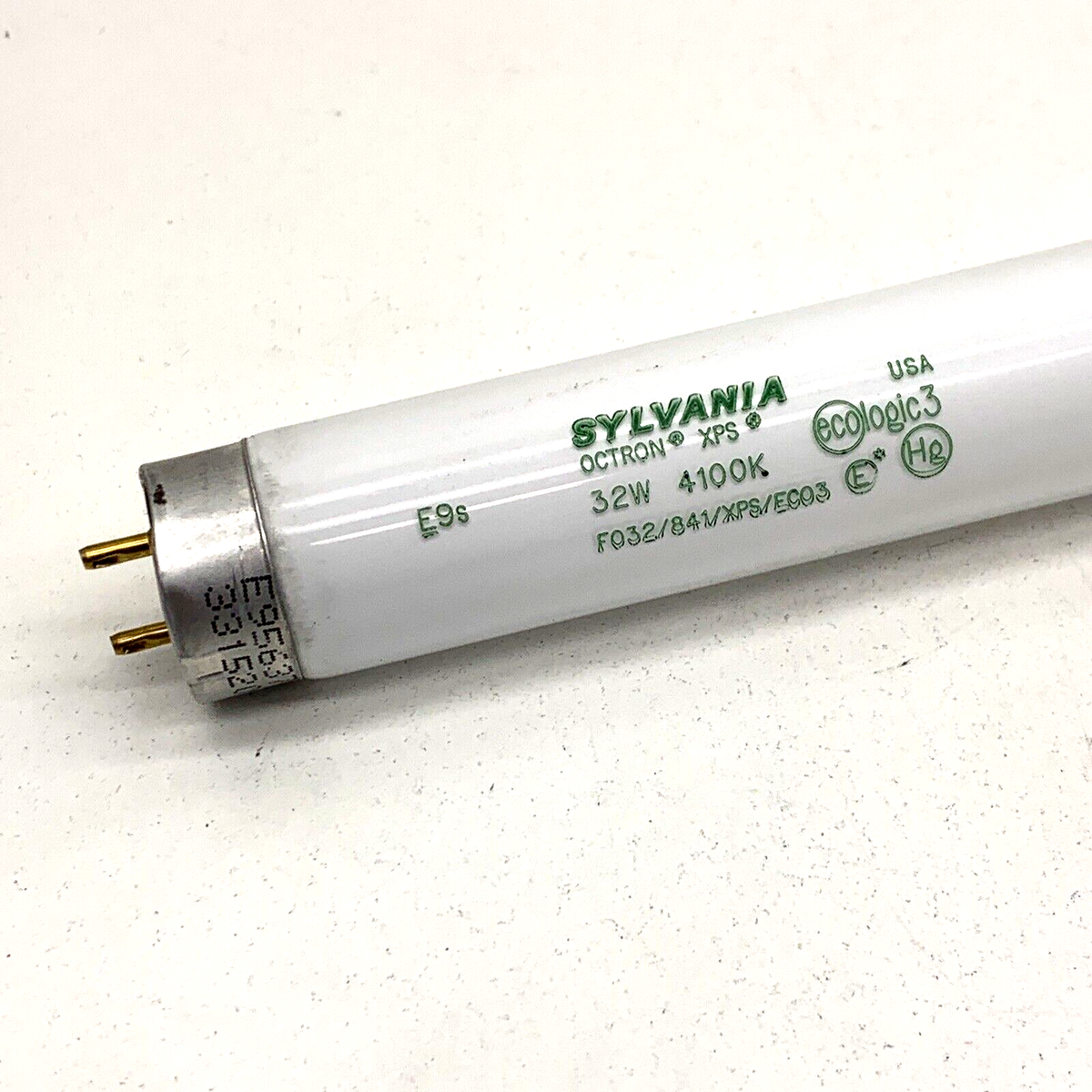 Lot of (22) Sylvania FO32/841/XPS/ECO3 Fluorescent 32W 48