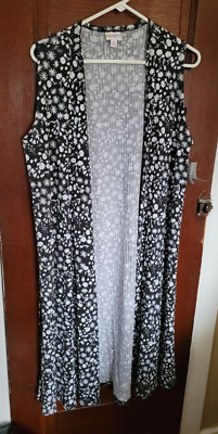 NWT LULAROE Women's M JOY Black White Floral Ribbed Sleeveless Longline Vest